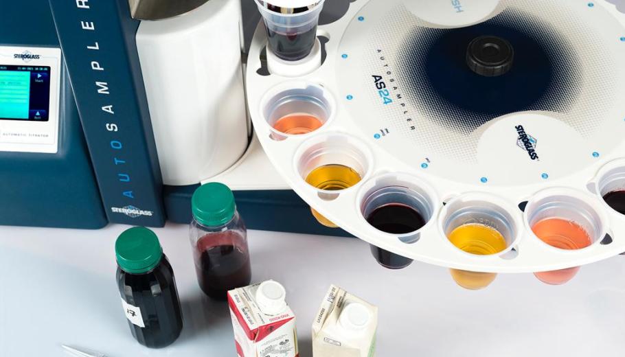 Flash Automatski Titrator izbliza fotografija